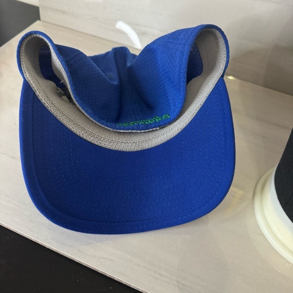 New Era Blue and Gray 39THIRTY Cap - Picture 8 of 8